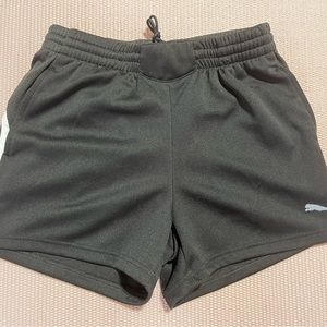 Ladies black Puma pocketed athletic draw-string shorts, size XS